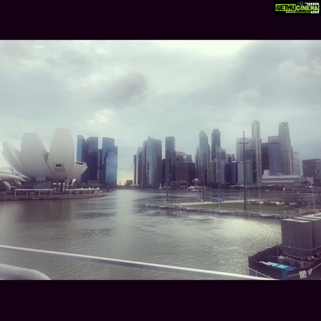 Shivani Rajashekar Instagram - Day 1 Singapore Roads...we Walked ,talked, explored the city..ate a lot too...mm not really..(nothing much for vegetarians ,Shivat and I 🙆♀️)..no we ate a lot of ice creams actually 🤷🏻♀️ #singapore2019 #thecousinstrip😎🙆♀️