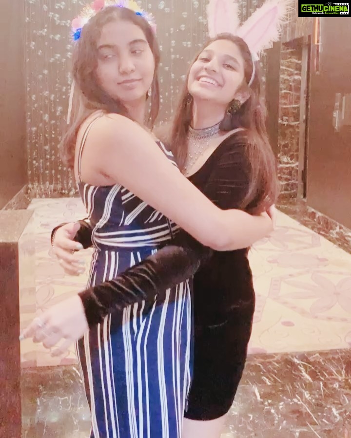 Shivani Rajashekar Instagram - My Darlings💋