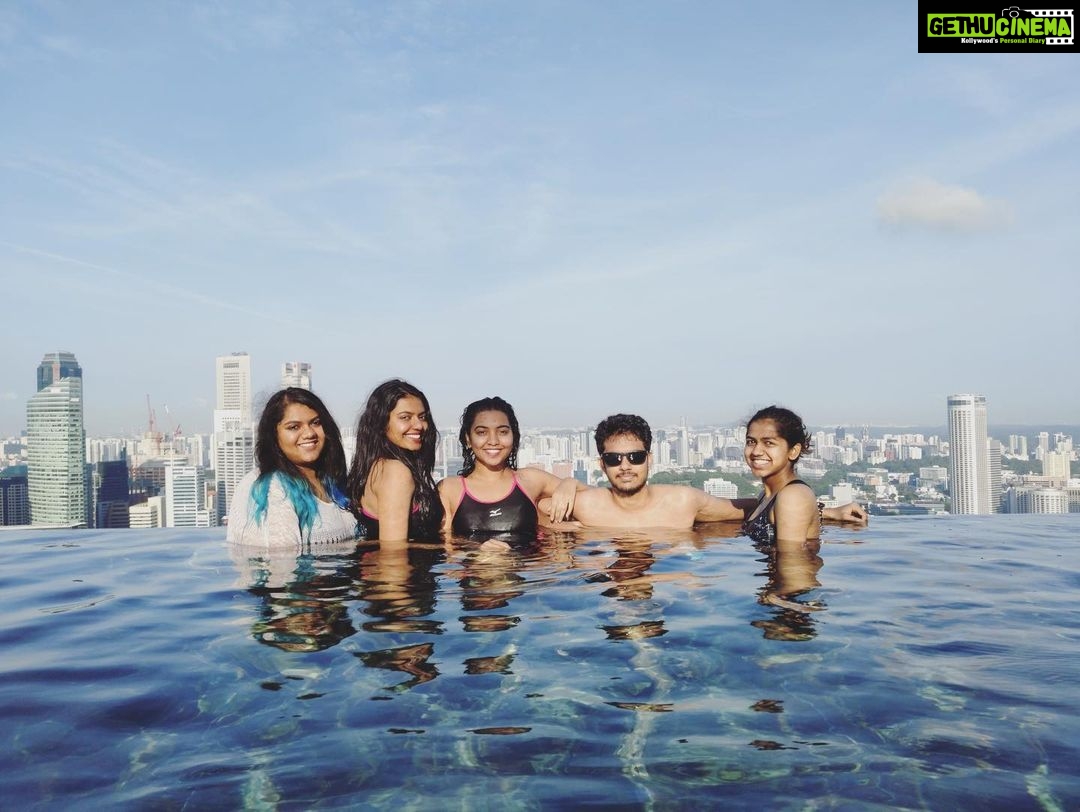 Shivani Rajashekar Instagram - #TheCousinsTrip😎🙆♀️ #Singapore2019 Marina Bay Sands Hotel S'pore