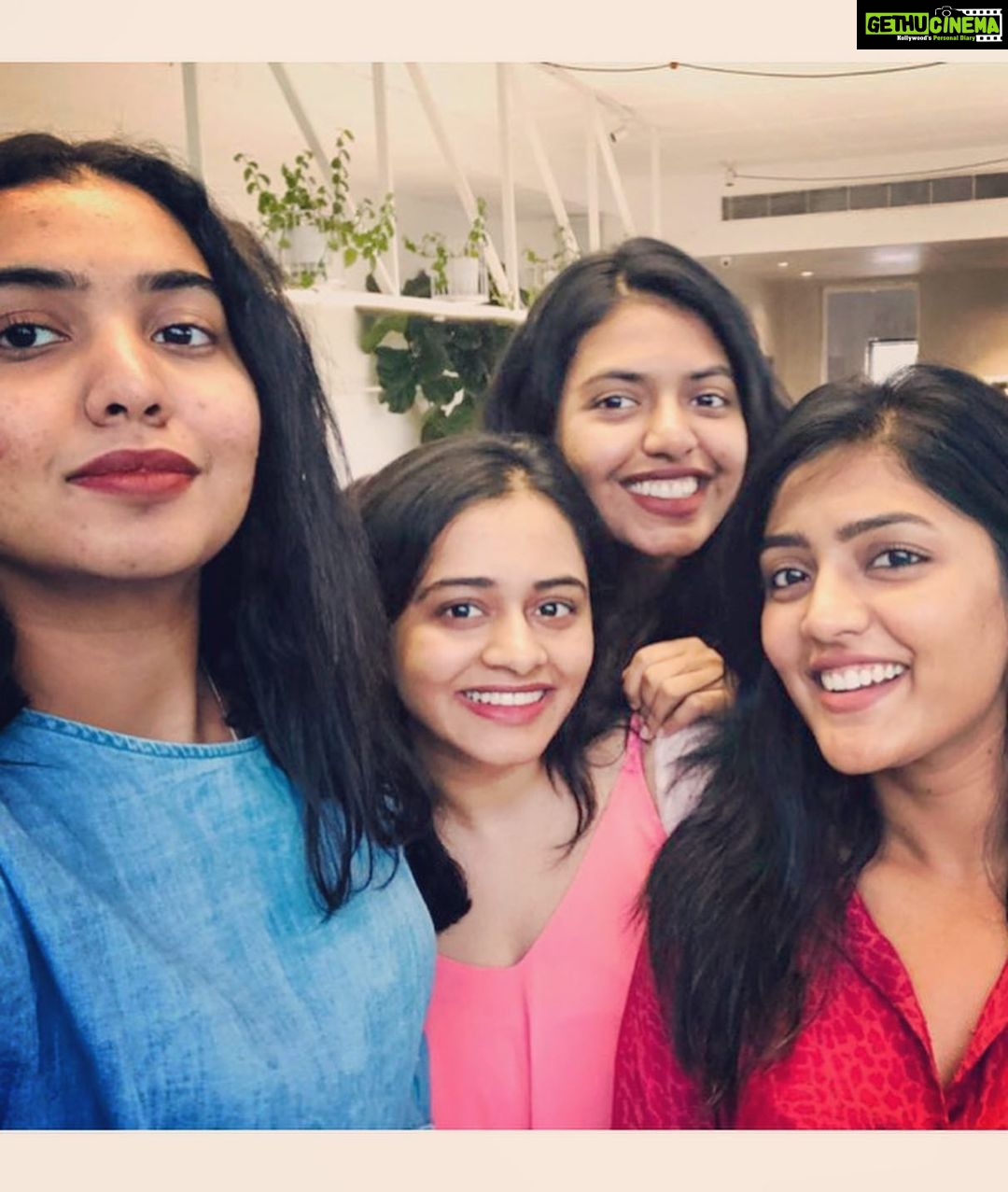 Shivani Rajashekar Instagram - 👭👭💋❤️❤️💋