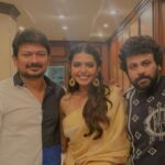 Shivani Rajashekar Instagram - All about last night 💕 #NenjukuNeethi 50 days celebrations✨ With the Dream team @udhay_stalin @arunraja_kamaraj @boney.kapoor @mynameisraahul @itstanya_official @aariarujunanactor @zeestudiosofficial @bayviewprojectsllp @romeopicturesoffl @sonylivindia