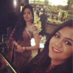 Shivani Rajashekar Instagram - #happynewyear2019 people❤️❤️❤️ This must have been the most peaceful new year party for my sisters n brothers..becs for some reason,I don’t know why .. I didn’t ask them to take pictures of me 🤷🏻‍♀️🤦‍♀️🤷🏻‍♀️ Can u believe it? These are the only 2 pictures I have from #nye2019 😱 That too becs @shriyagunasekaran suggested..thanks babe🥰 Pc @shriyagunasekaran ❤️