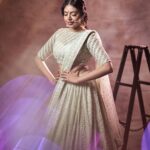 Shivani Rajashekar Instagram - For @teach_for_change powered by @livlifehospitals Outfit: @varunchakkilam Makeup: #durgababu Hair: @hairstylistravi Jewellery: @hiyajewellers Footwear: @chinar_by_alisha Styled by @officialanahita Photo: @shreyansdungarwal Decor: @minttusarna Luxury partner: @parkhyatthyderabad #PegaTeachForChange #TeachForChange
