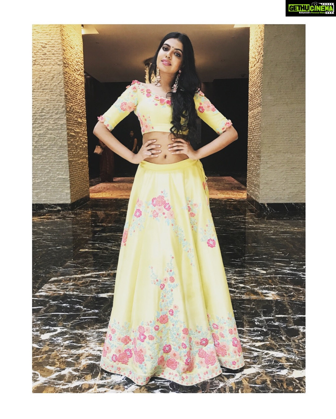 Shivani Rajashekar Instagram - A few from my PeRsOnAl photoshoot 🙈 Wearing my favourite : @sashivangapallicouture Jewellery : @curiocottagejewelry Styling : @stylebyshefali (Love❤️) Makeup: @nageshmakeup hair : @vijjireddyskht Special mention : @shivathmikar (just because...🤪)