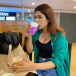 Shraddha Das Instagram - 🥮☕️ #havingmycakeandeatingittoo Mumbai, Maharashtra