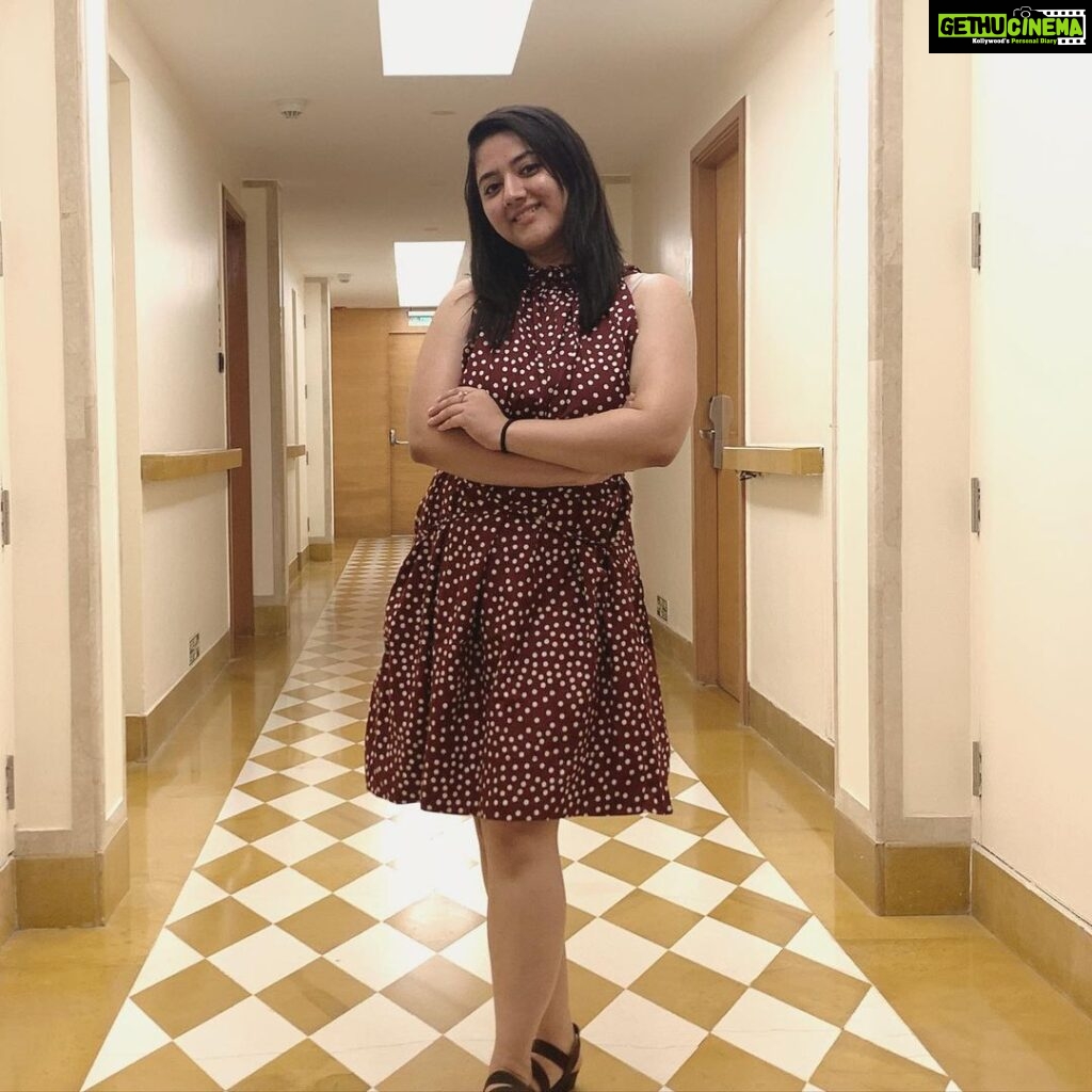 Shriya Sharma Instagram - Dots are what you need to make a point! 😉