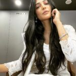 Shruti Haasan Instagram – 🤍🤍🤍🤍🤍 I’m always so uncomfortable in white 😂 cause I’m such a klutz and I think angels are a bit over rated but hey
