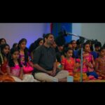 Sid Sriram Instagram - Shiva Panchakshara Stotram ft. The SLGV Carnatic Choir • My mom taught me the Shiva Panchakshara Stotram (Nagendra Haraya) when I was super young. On Mother’s Day this year, we decided to record a version of this piece with the students of her Carnatic vocal school, Sri Lalitha Gana Vidyalaya. That Sunday afternoon felt beautiful. Guru Purnima feels like the perfect day to release this Audio recording and mix by Will Chason Video credits: Director- David Saenz Campera operator 1- Justin Hetrick Camera operator 2- Jared Lee Camera operator 3- Nicholas Hui Production Assitance- Case Newcomb Editor- Jermy Saenz All love, no hate