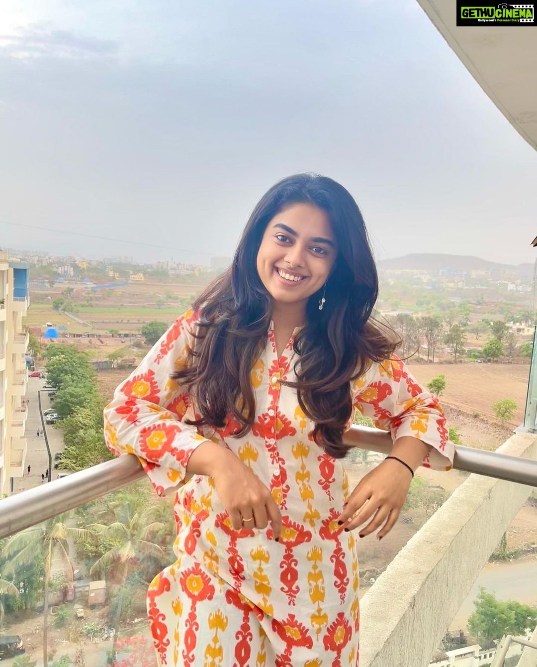 Siddhi Idnani Instagram - Family First 🥰♾❤️ Pune City