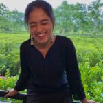 Siddhi Idnani Instagram - Never miss a chance to show your gratitude to be able to live & love & experience all that the world has to offer. 🌏🌈🌳💚 #gratitudejournal