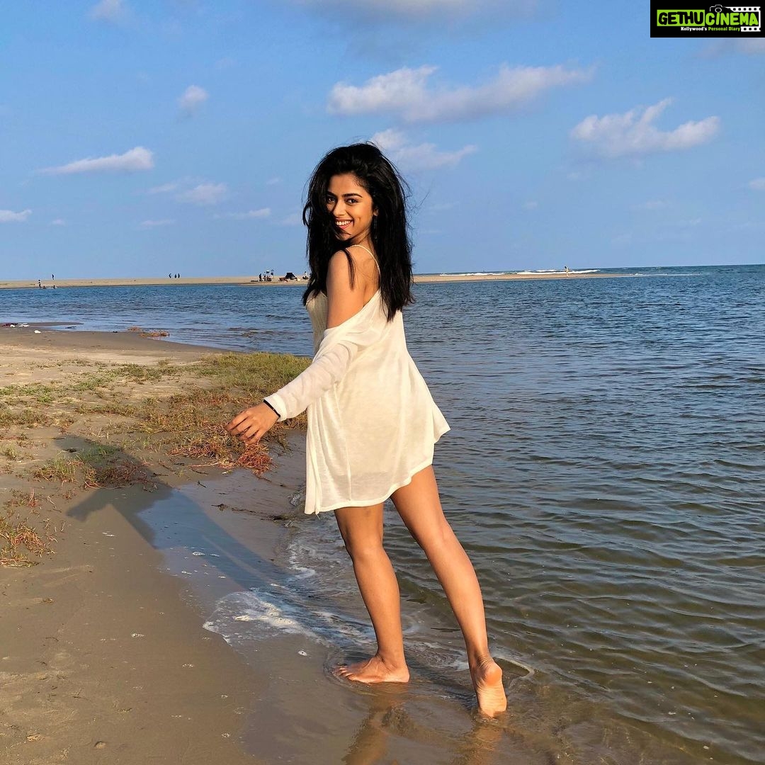 Siddhi Idnani Instagram - “she was a wild child. Always stealing the stars & getting drunk on the souls of earthbound misfits” Pondicherry