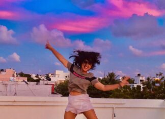 Siddhi Idnani Instagram - the sky spoke in a thousand colours today, what a beautiful feeling to live in that moment 💜 Chennai, India
