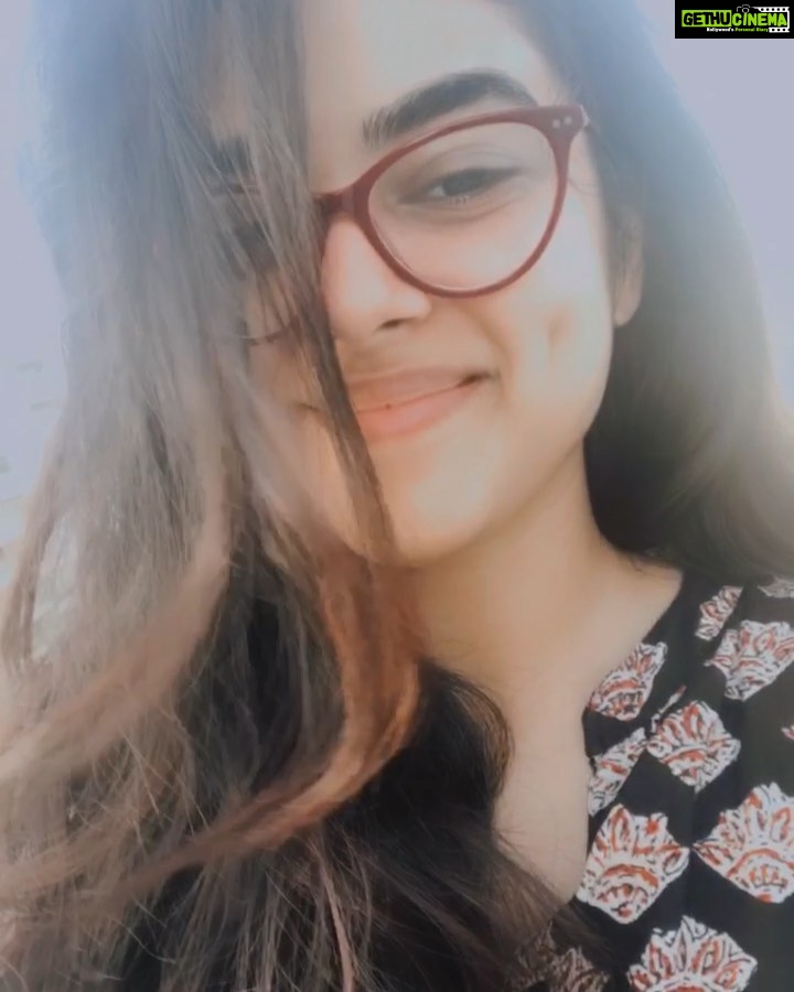 Siddhi Idnani Instagram - I can’t wait to see the world when all of this is over. Travels been so heavy on my mind. 🌍 Where would you like to go once everything is settled? . . . . #traveltheworld #postcovid19 #wanderlust