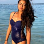 Siddhi Idnani Instagram - Here’s to making choices without the burden of opinions 🌊 Male, Maldives