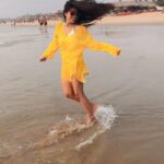 Siddhi Idnani Instagram – Sunshine, happiness love & light ⭐️