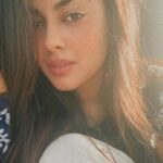 Siddhi Idnani Instagram - I spent the whole afternoon doing this…. The last video depicts the cheeky narcissist guilt 😵‍💫🤓🥸🤪🥰