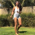 Siddhi Idnani Instagram - Throwback to a very happy day in Goa 💜🍍