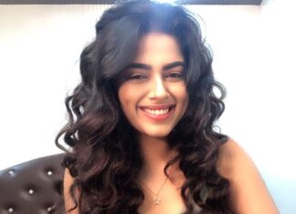 Siddhi Idnani Instagram - Sorrryyy, I can’t hear you over the volume of my hair 😝 #bighairdays 😍😍😍