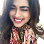 Siddhi Idnani Instagram - Happiness and laughter only 💜🌈