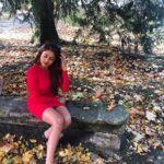 Siddhi Idnani Instagram - When in the country of neutrality🇨🇭 #RetirementHome . . . . #wanderer #siddhiidnani #switzerland #geneva #heavenonearth #travel Geneva, Switzerland