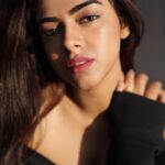 Siddhi Idnani Instagram - I love being in front of the camera, it can bring out my most vulnerable side 🎭 📷 - @amolswarnakar