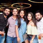 Siddhi Idnani Instagram - Best set of bouncers 🤪 jk I love you guys 💜