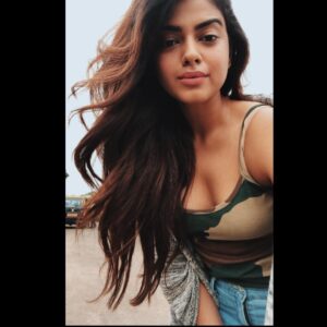 Siddhi Idnani Instagram - We are all a little broken, that’s how the light seeps in 🍃🍂