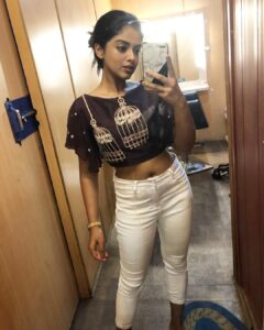 Siddhi Idnani Instagram - Vanity is the new home 🏠 Deets of the blockbuster show ✨ Annapurna Studios