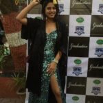Siddhi Idnani Instagram - “What feels like the end is often the beginning” So grateful for all the memories and some really beautiful friends that R.D.National College has given me. Graduation Day 🎓 #WeDidIt #Graduated #Gratitude R. D. National College
