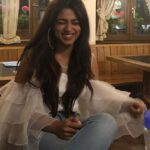 Siddhi Idnani Instagram - To soulful conversations, high spirits and being in the line of love forever ✨🦋 . . . Top - @fadbulous_rd #newzealand #slovenia #india #london #sistersquad #switzerland🇨🇭 Interlaken, Switzerland