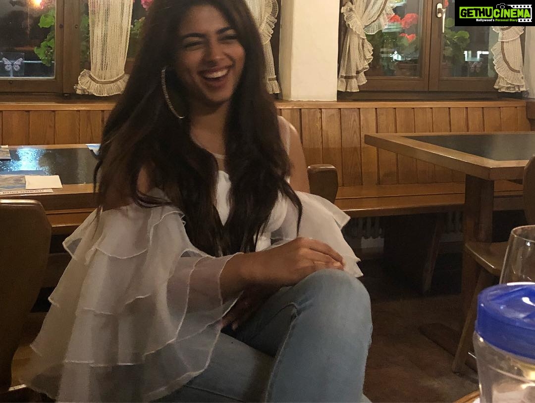 Siddhi Idnani Instagram - To soulful conversations, high spirits and being in the line of love forever ✨🦋 . . . Top - @fadbulous_rd #newzealand #slovenia #india #london #sistersquad #switzerland🇨🇭 Interlaken, Switzerland