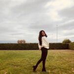 Siddhi Idnani Instagram - Bonjour from Paris 🇫🇷 . . . #siddhiidnani #misssupertalentindia2018 #paris #WhenInParis 🌸