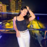 Siddhi Idnani Instagram - living in the now 💫 . . . . #srilanka #colombolife Cinnamon Grand Colombo