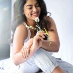 Siddhi Idnani Instagram - with patience you grow, you heal & shine ✨🤍