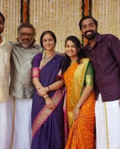 Simran Instagram - Being Meena Narayanan! Behind the Scenes of #Rocketry with #Madhavan & @[17841401817250844:@muralidarans] 😍 

Kudos to the entire team for all their efforts and hard-work! @actormaddy super proud to be a part of your directorial debut! 
#RocketryTheFilm Launching in theaters near you tomorrow! 🚀