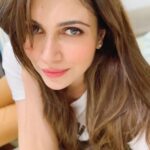 Simran Kaur Mundi Instagram - Lazy day! ✨