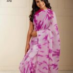 Sivaangi Krishnakumar Instagram – 🌸🌸🌸saree feelings!!

Magazine: She Tamil (@she_india 
Founder: Manikandan ( @its.manikandan)
Publication: Cherie Amour Creations
(@cherieamour.in)
Photography: @arunprasath_photography
Styled by: @indu_ig
Saree and blouse: @ruffle_trends 
MUA: @abhirami mua
Hairstylist: @vyshalisundaram_hairstylist
Earring: @adorebypriyanka
Location: @vybn_studio