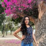 Smruthi Venkat Instagram - #Throwback #goodafternoon Have a happy Saturday ✨🎉 Hyderabad