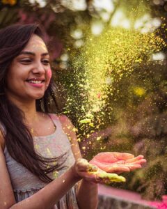 Smruthi Venkat Instagram - #happyholi ✨

PC @mithunksairam