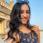 Smruthi Venkat Instagram - Happy Saturday ✨😻