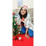 Smruthi Venkat Instagram - #merrychristmas My kutti Christmas decorations 🎄😍 Hope you all are having a great Christmas ⛄