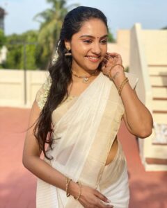 Smruthi Venkat Instagram - Happy Onam ✨ PC @mithunksairam