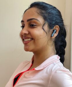 Smruthi Venkat Instagram - Upgrade your lifestyle with the most smartest wearables in town, the Crossbeats Orbit & Enigma. A perfect combination for your everyday routine. Strap on the Orbit & pop in the Enigma to explore a newer you. ✨
Grab yours from 
www.crossbeats.com 

Use my code for additional discounts: CBSMRUTI10 

#crossbeats #smartwatch #bluetoothvoicecalling #inbuilt #speaker #mic #features #healthmonitors #multisportmodes #hybridnoisecancelling #normal #ambient #active #inbuilt #microphones