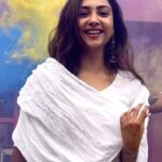 Smruthi Venkat Instagram - #holi #happyholi ✨ #holireels #holifestival #holiday #reels #reelsinstagram #latepost 📸 @mithunksairam