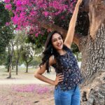 Smruthi Venkat Instagram - #Throwback #goodafternoon Have a happy Saturday ✨🎉 Hyderabad