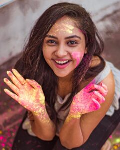 Smruthi Venkat Instagram - #happyholi ✨

PC @mithunksairam