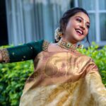 Smruthi Venkat Instagram - அனைவருக்கும் இனிய பொங்கல் நல்வாழ்த்துக்கள் ✨ Saree @shadhan_creations Pc @shadowsphotographyy Mua @lakshmiajay_makeupartistry Hair @durga_hair_stylist
