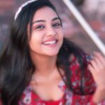 Smruthi Venkat Instagram - Happy Wednesday ✨