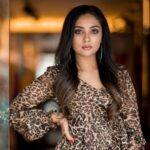 Smruthi Venkat Instagram – Love for Animal print ✨
Pc @camerasenthil 
H &m @reenapaiva 
Wardrobe @labelmana