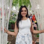 Smruthi Venkat Instagram - Throw back to Catching butterflies ✨✨ #dubaidiaries #butterfly #butterflygarden #vacation #throwback #dubaibutterflygarden #beforequarantine
